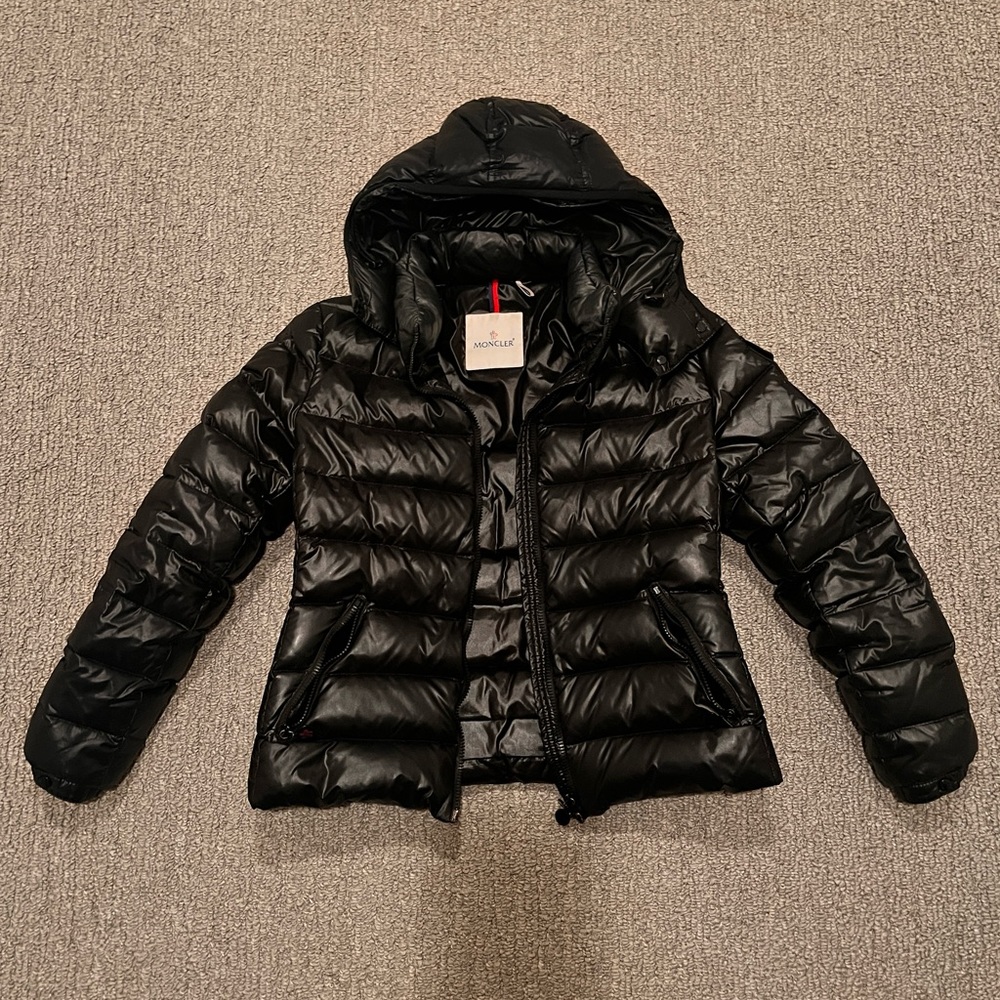 Montcler Womens Bady Puffer Jacket SMALL